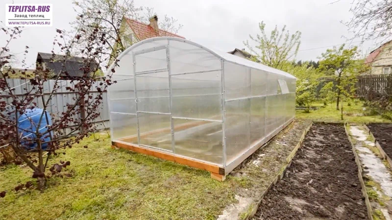 Обзор прямостенной теплицы Видео-обзор прямостенной теплицы